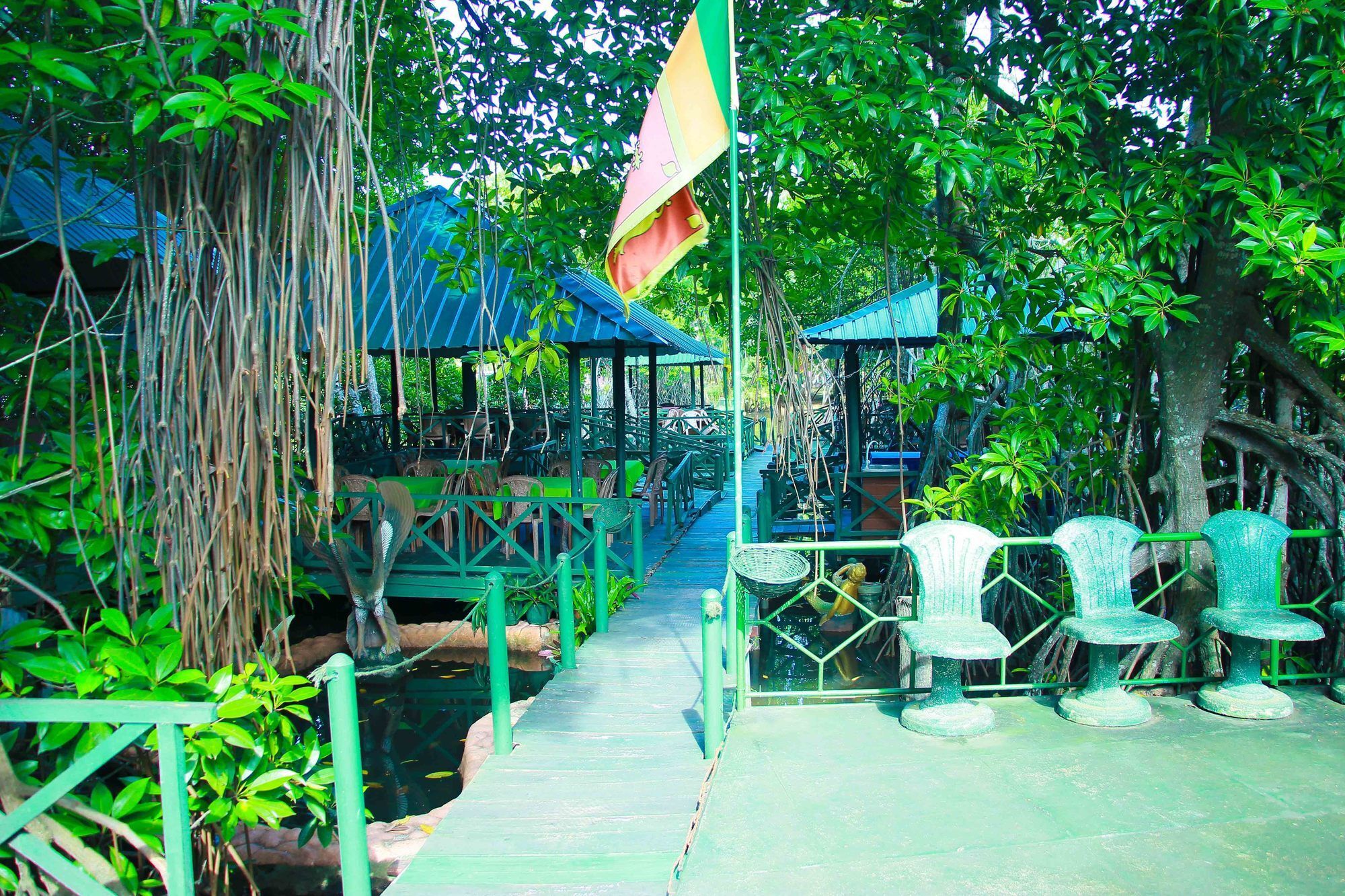 Lagoon Garden Hotel 베루왈라 외부 사진